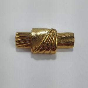 Vintage Monet Gold Tone Brooch Pin Textured Ribbed Design Signed Classic